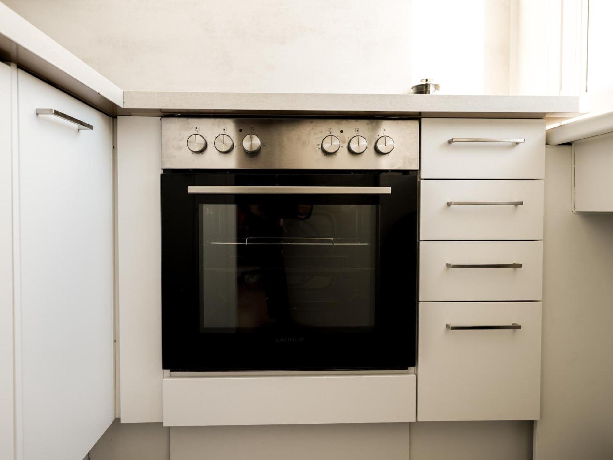 ווינר נוישטאדט Spacious Apartments With View & Free Parking מראה חיצוני תמונה