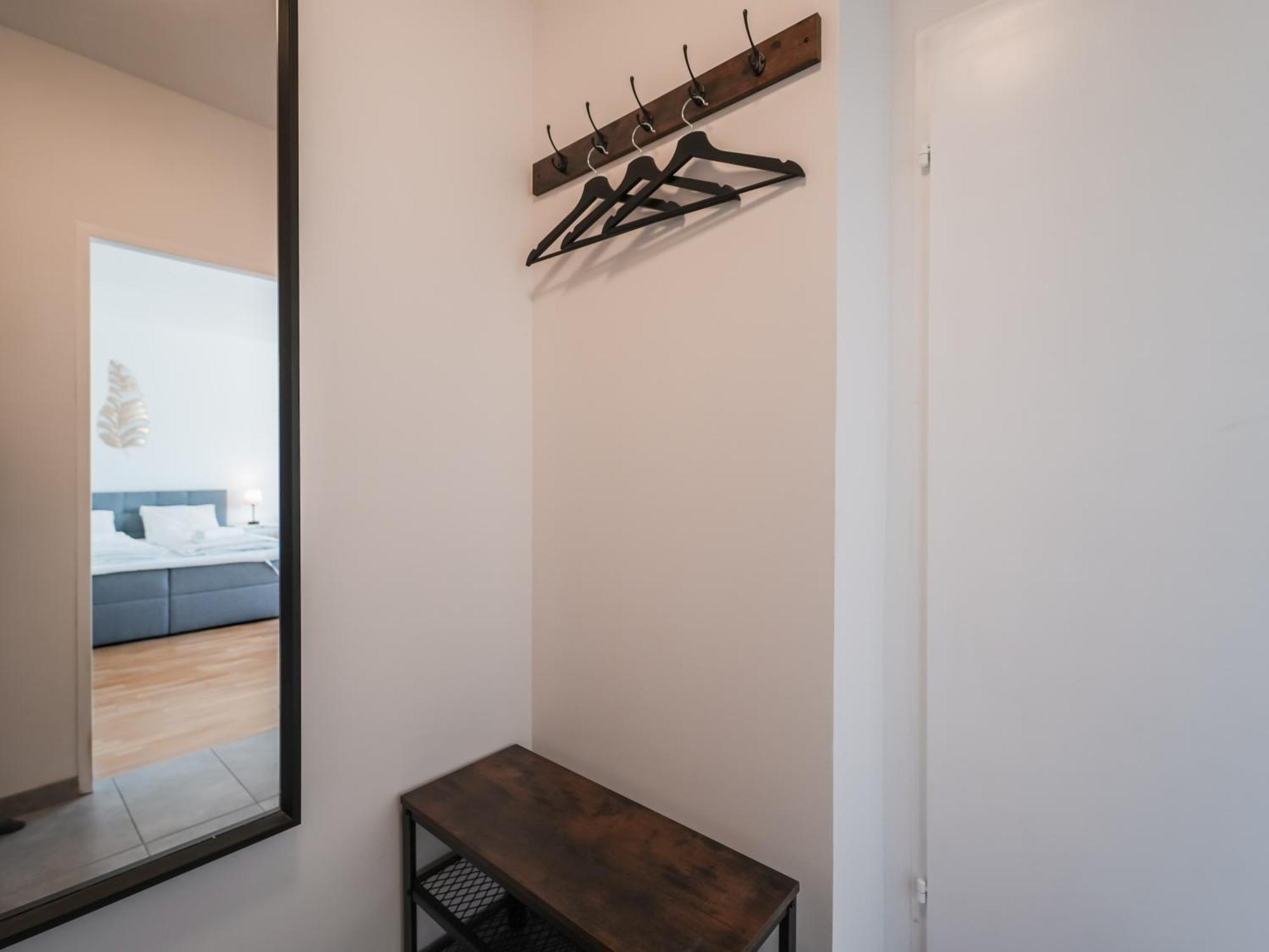ווינר נוישטאדט Spacious Apartments With View & Free Parking מראה חיצוני תמונה