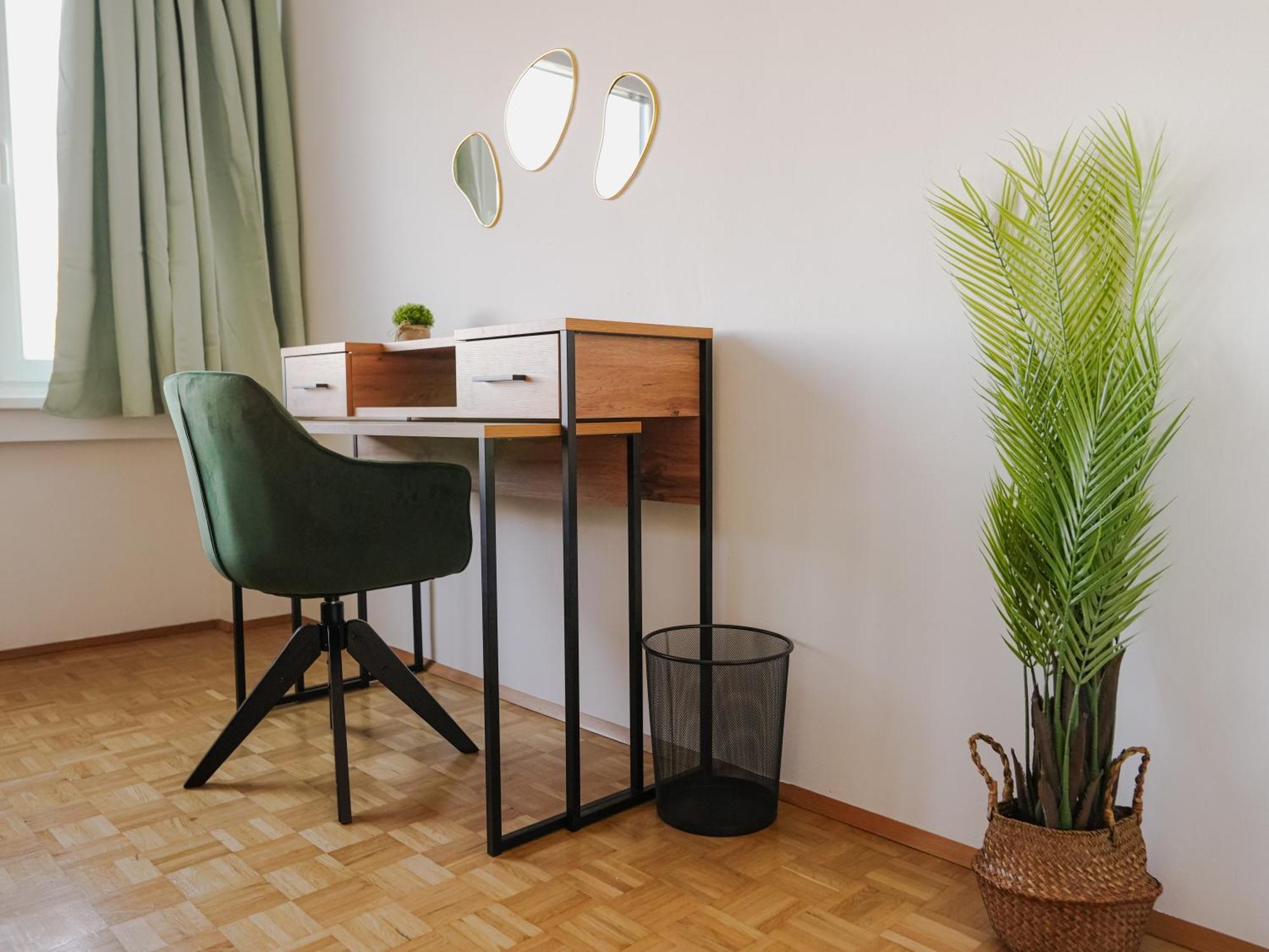 ווינר נוישטאדט Spacious Apartments With View & Free Parking מראה חיצוני תמונה
